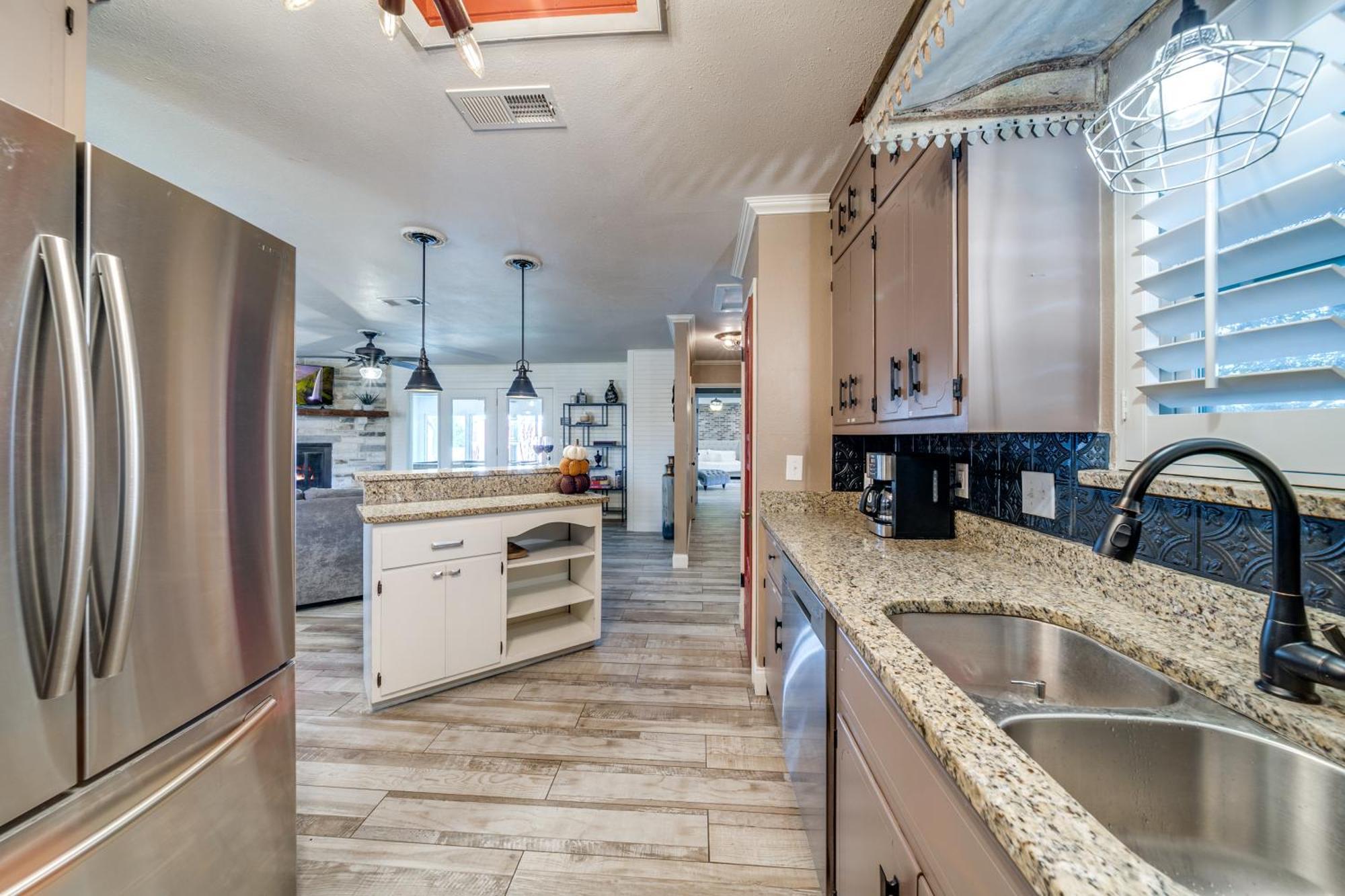 Charming Pet Friendly 4 Bdrm Home Mins To Main St And Wineries Фредериксберг Экстерьер фото